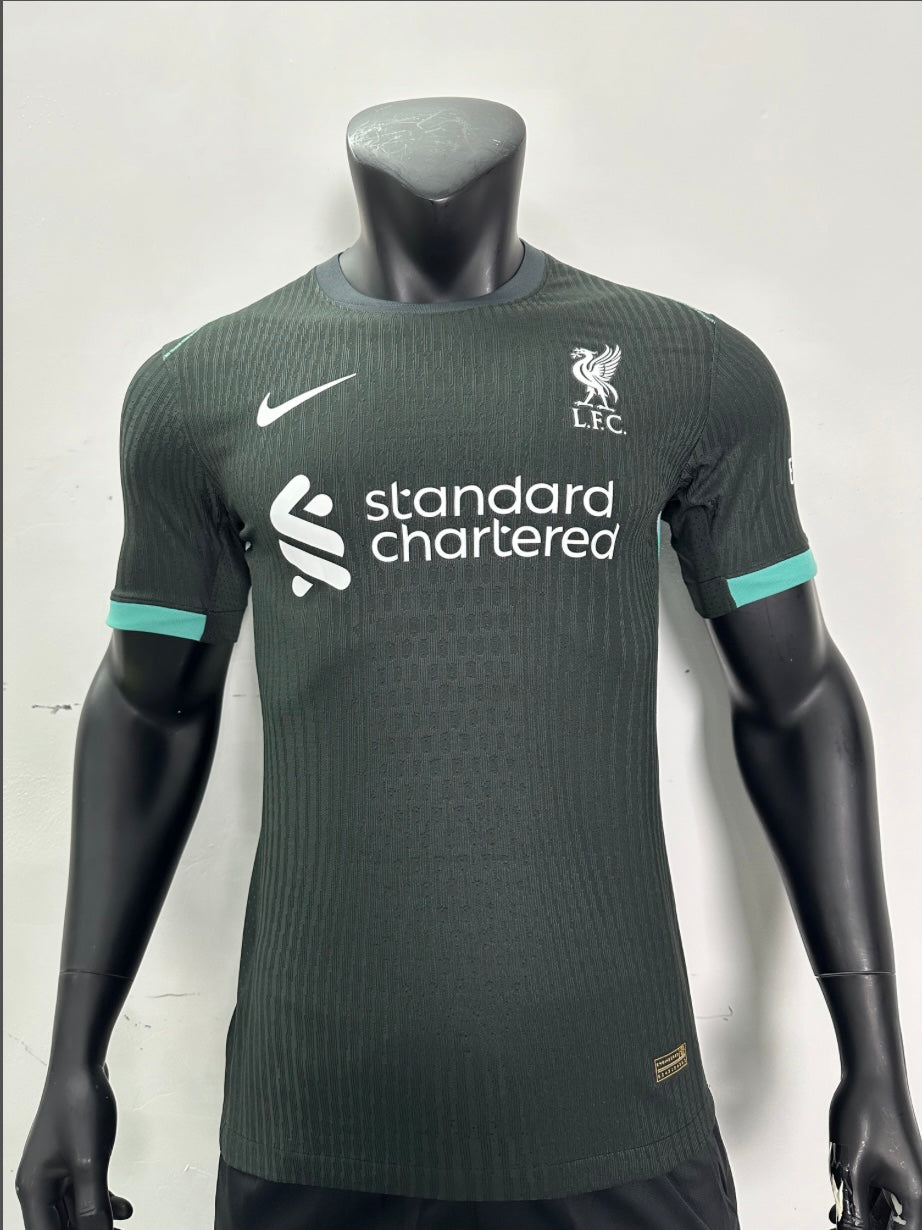 Liverpool Visita 2024-2025