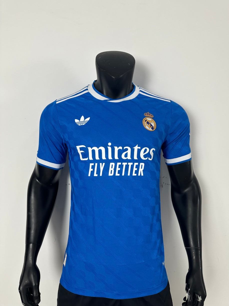 Real Madrid 3 equipacion 2025-2026