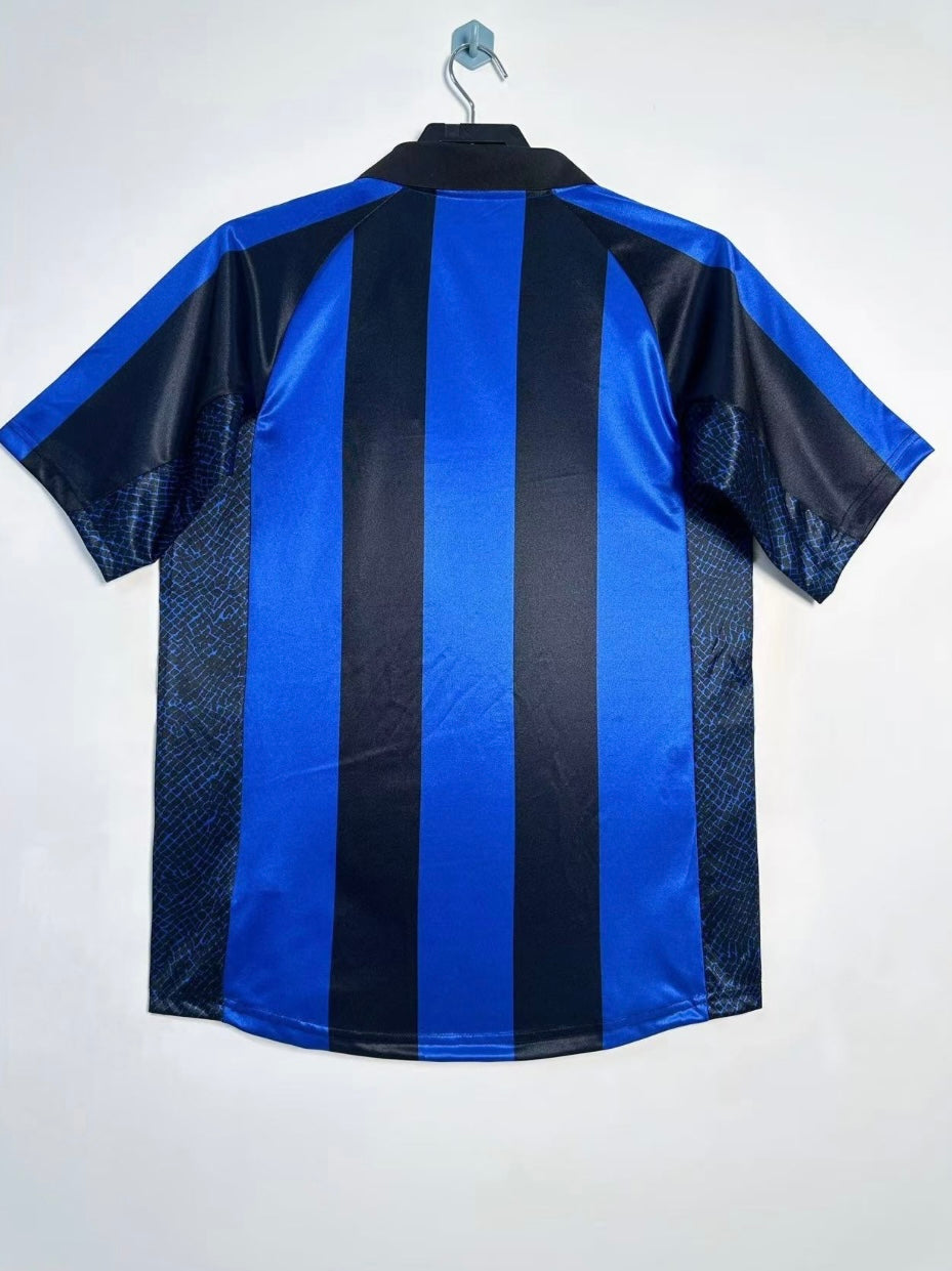 Inter de Milán Local 2001-2002