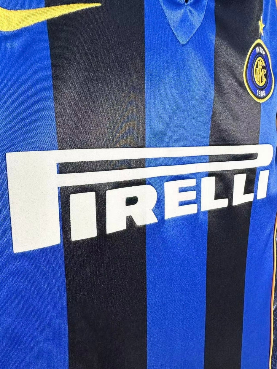 Inter de Milán Local 2001-2002