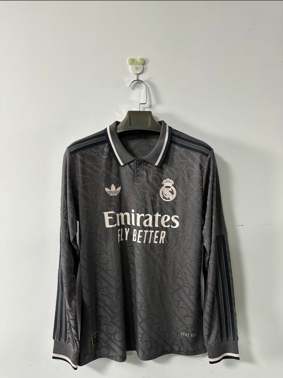 Real Madrid tercer equipacion 2024-2025