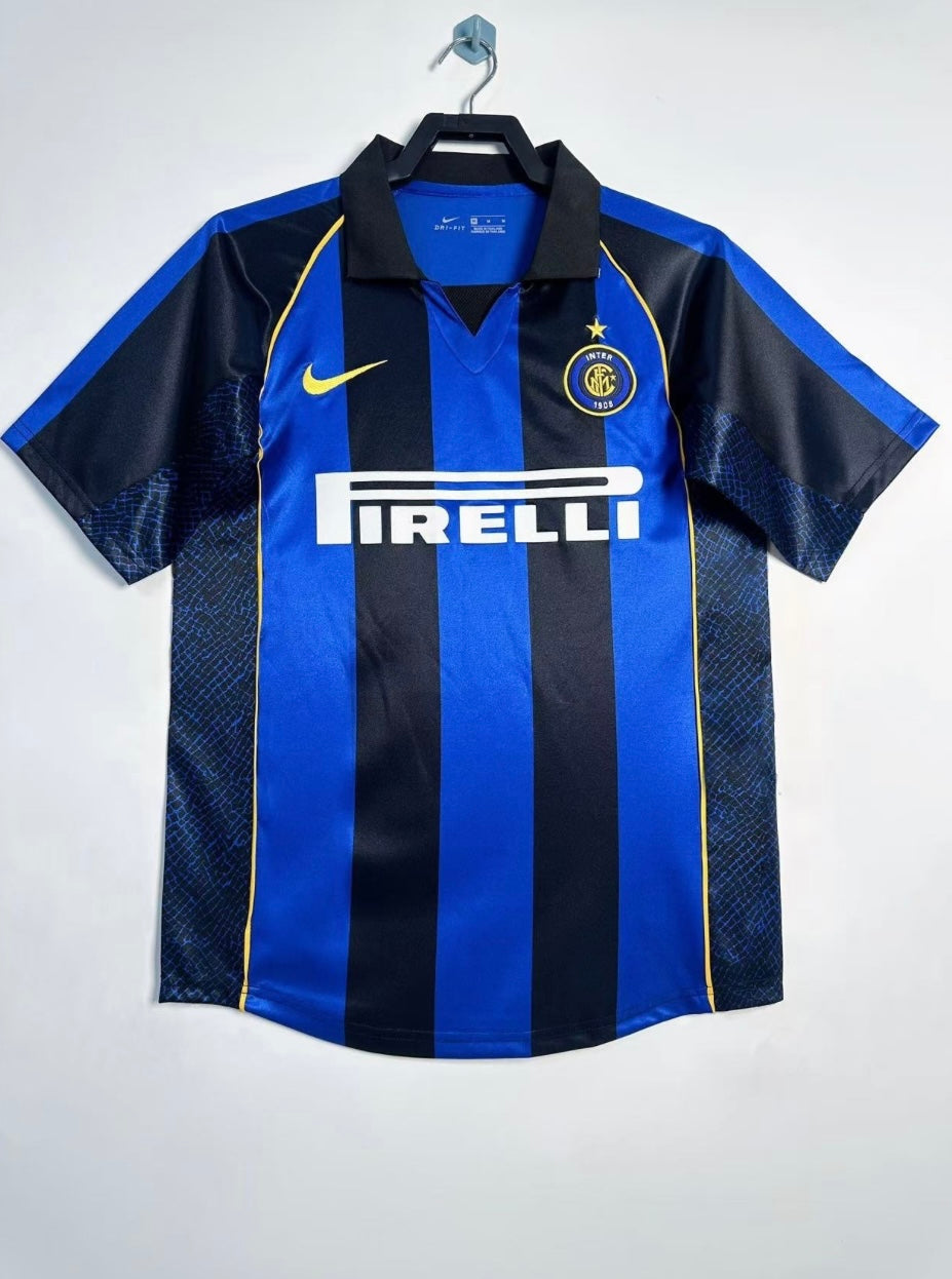 Inter de Milán Local 2001-2002