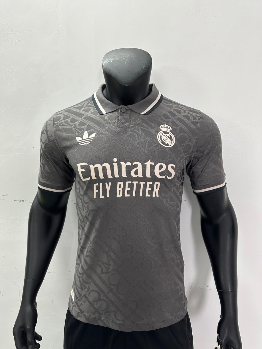Real Madrid tercera equipacion 2024-2025